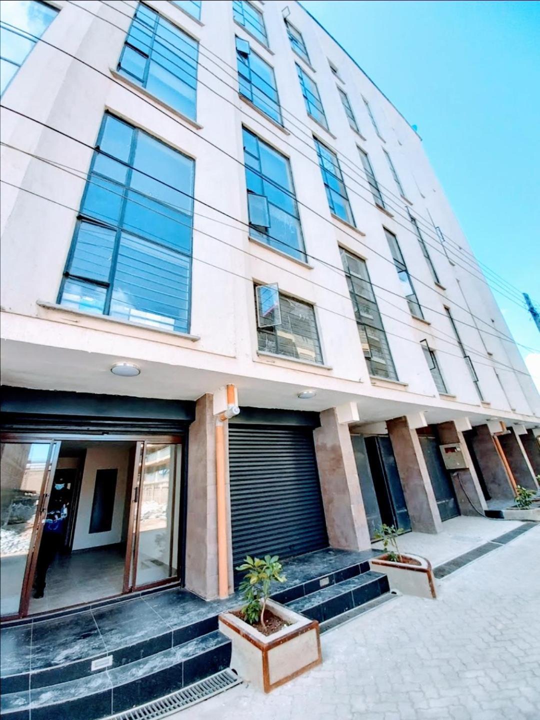 Appartement Lovely & Cozy Compact Studio Near Airport With Rooftop View à Nairobi Extérieur photo